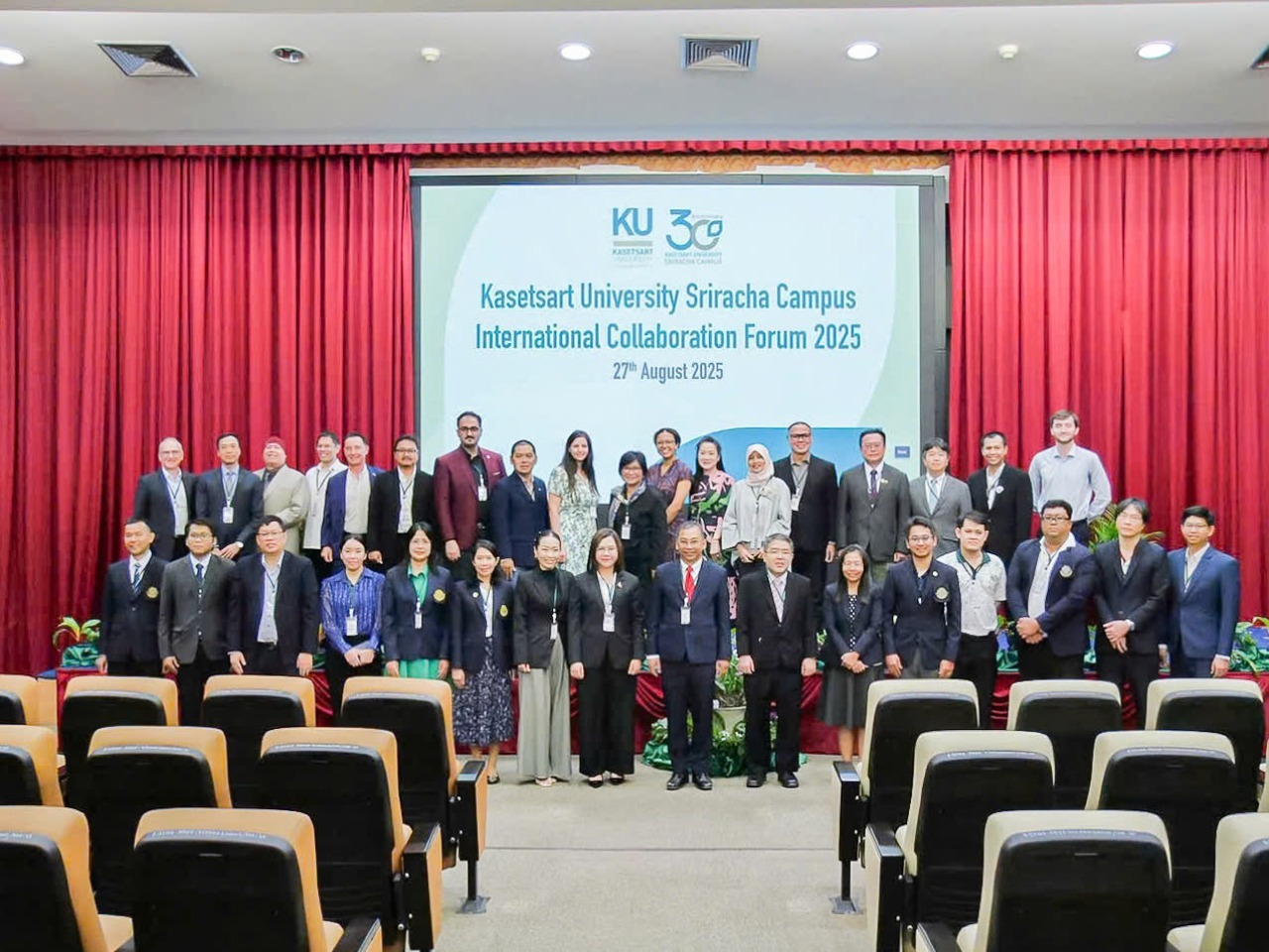 PGS. TS. Hoàng Anh Tuấn – Phó Hiệu trưởng DNTU tham dự Lễ kỷ niệm 30 năm thành lập Cơ sở Sriracha – Đại học Kasetsart và Diễn đàn Hợp tác Quốc tế 2025